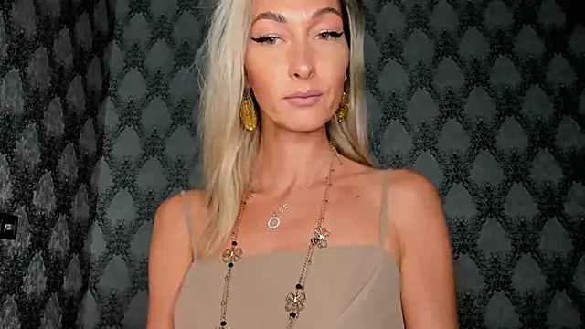 StarryHanna online show from 12.02.25