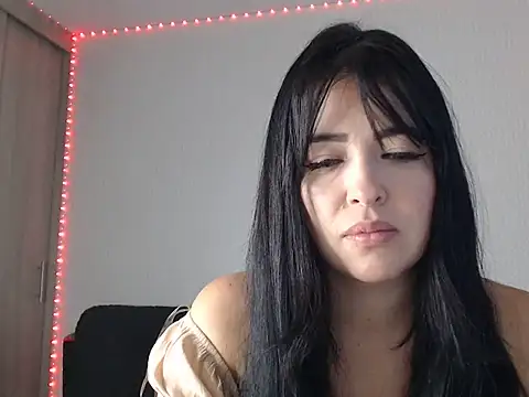 Snapshot of Aleska__Bell chatting on 07.10.26 Aleska Bell online show from 07.10.26