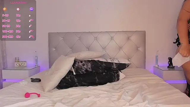 sophy champagne online show from 02.19.25