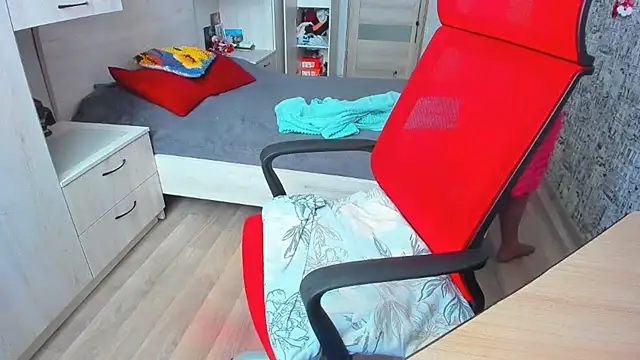 DUSSY PUSSY online show from 02.14.25