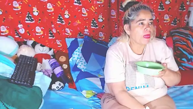 estrellita fugaz16x online show from 02.06.26