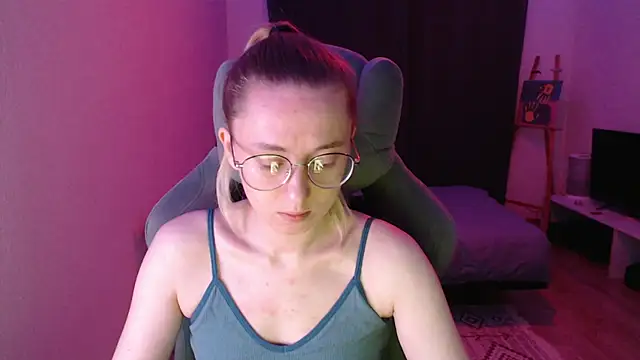 AnabelFrel online show from 11.27.25