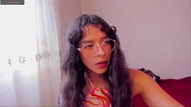 aluna 0310 online show from 12.26.24