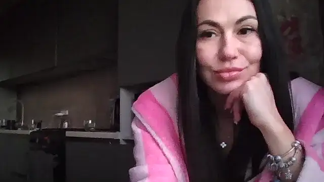 JulianaGold1 online show from 03.05.25