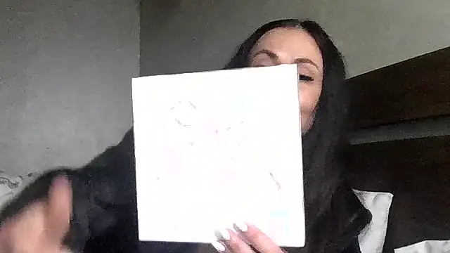 JulianaGold1 online show from 10.13.25