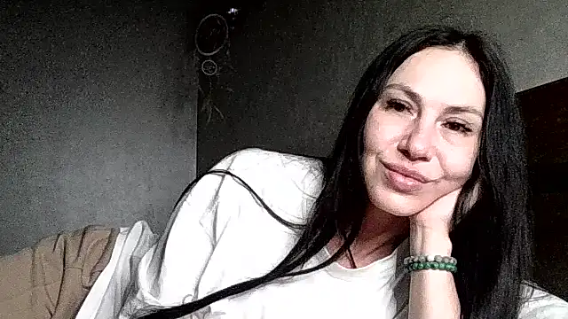 JulianaGold1 online show from 02.12.26