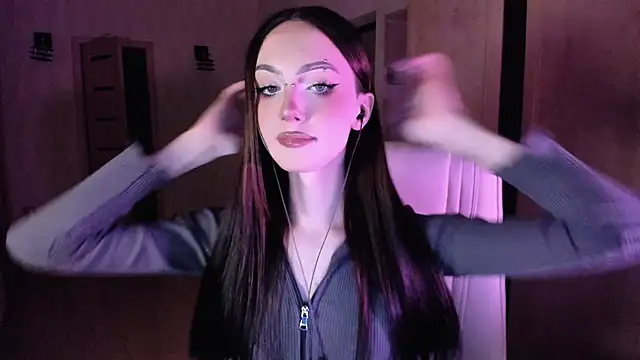 Alice  Aris online show from 10.02.25