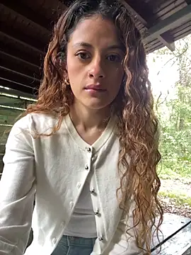 alana15 online show from 11.15.25