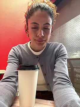 alana15 online show from 04.11.26