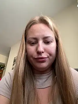 AlisaWhite online show from 11.26.25