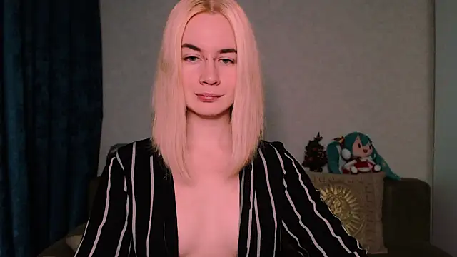 xxxcharismaaa online show from 01.19.25