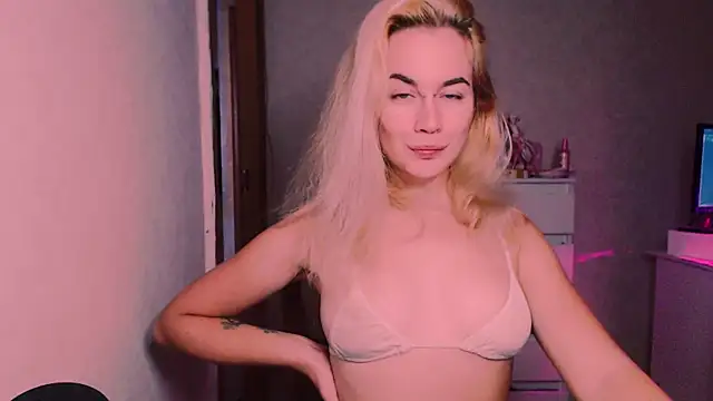 xxxcharismaaa online show from 10.26.25