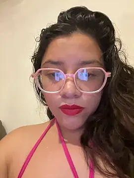 Vivi Kvsh online show from 04.04.26