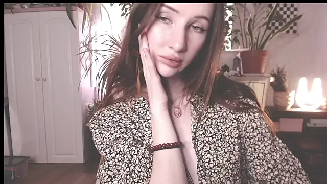 Snapshot of Arwen-elf chatting on 01.29.25 Arwen-elf online show from 01.29.25