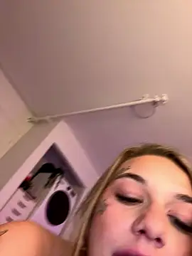 chloetease online show from 12.02.24