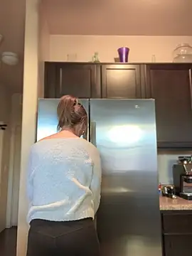 MaiseKnox online show from 01.18.25