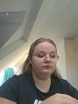 Fiona0705 online show from 09.19.25