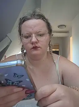 Fiona0705 online show from 09.24.25