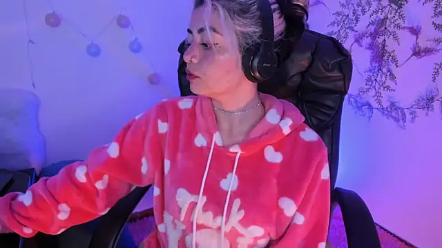 Sammysammy  online show from 02.06.25