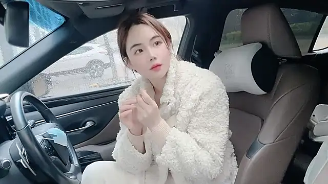 Snapshot of orla2021 chatting on 03.23.26 orla2021 online show from 03.23.26