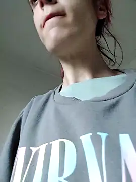 Snapshot of JoLeNe27 chatting on 04.24.26 JoLeNe27 online show from 04.24.26