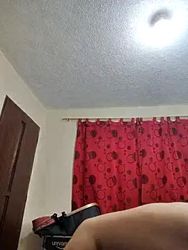 Snapshot of rosahills chatting on 11.06.25 rosahills online show from 11.06.25