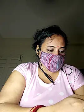 Snapshot of Sheela-Bhabi chatting on 06.15.26 Sheela-Bhabi online show from 06.15.26