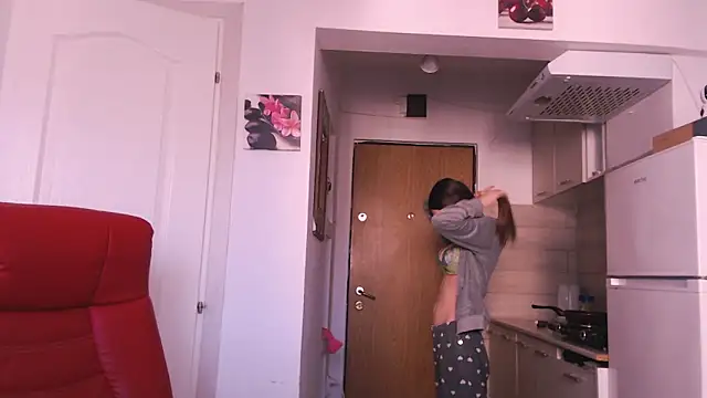 Snapshot of simyhvn chatting on 02.01.26 simyhvn online show from 02.01.26