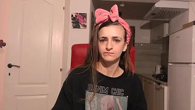 Snapshot of simyhvn chatting on 02.05.26 simyhvn online show from 02.05.26