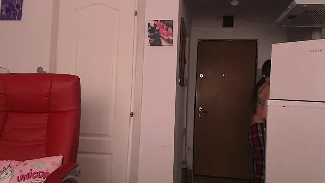 Snapshot of simyhvn chatting on 02.18.26 simyhvn online show from 02.18.26