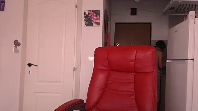 Snapshot of simyhvn chatting on 04.02.26 simyhvn online show from 04.02.26