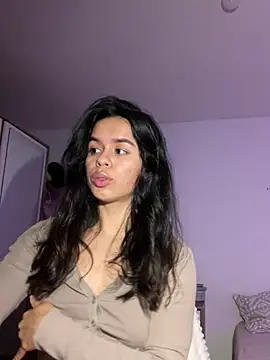 Snapshot of xlovelygirlx chatting on 02.16.25 xlovelygirlx online show from 02.16.25