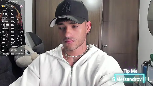 Snapshot of Alessandro_Vanni chatting on 11.20.25 Alessandro Vanni online show from 11.20.25