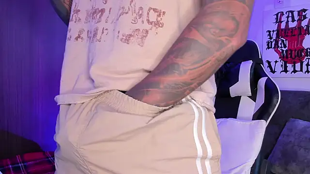 Alessandro Vanni online show from 04.06.26