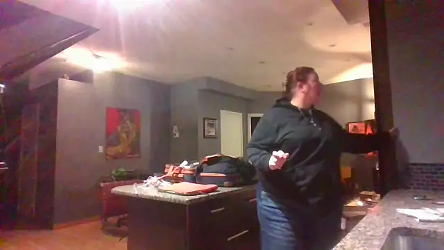 Snapshot of Canadian_BBW chatting on 01.28.25 Canadian BBW online show from 01.28.25