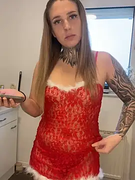 joanaelaa online show from 12.14.24