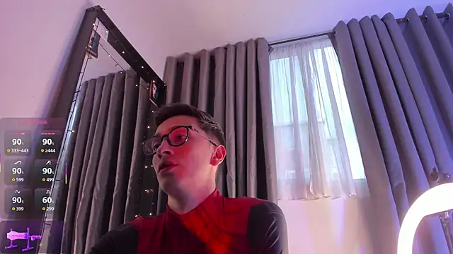 Snapshot of Thiago_jones chatting on 10.18.25 Thiago jones online show from 10.18.25