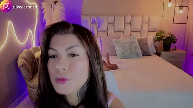 pamela reyes  online show from 04.30.26