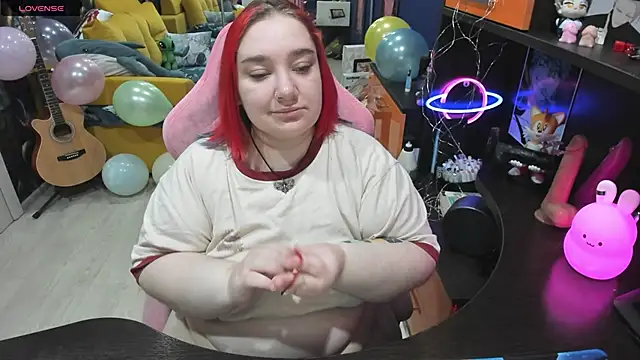 Snapshot of Softie_Sofy chatting on 03.07.25 Softie Sofy online show from 03.07.25