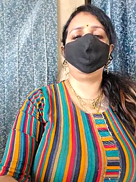 cute-tanvi online show from 03.21.25