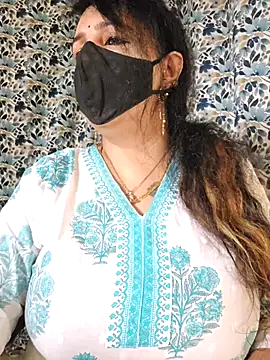 cute-tanvi online show from 09.16.25