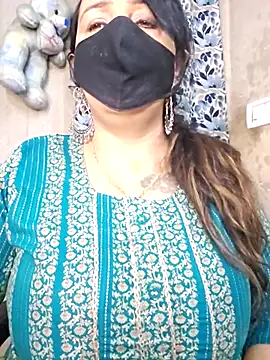 cute-tanvi online show from 04.02.26