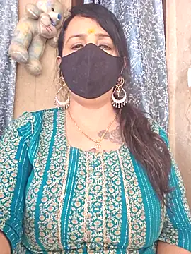 Snapshot of cute-tanvi chatting on 04.21.26 cute-tanvi online show from 04.21.26