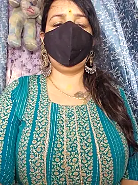 Snapshot of cute-tanvi chatting on 04.28.26 cute-tanvi online show from 04.28.26