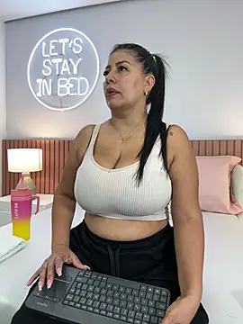 natural bigboobs online show from 02.12.25