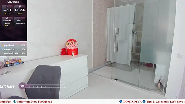 Domixdyva online show from 03.04.25