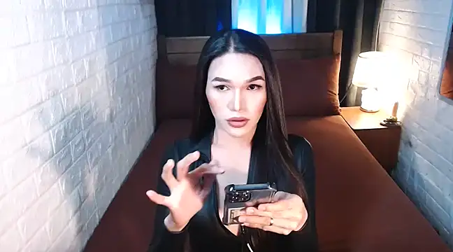 Snapshot of Sexy_Adrestia chatting on 02.24.25 Sexy Adrestia online show from 02.24.25