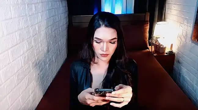 Snapshot of Sexy_Adrestia chatting on 02.28.25 Sexy Adrestia online show from 02.28.25