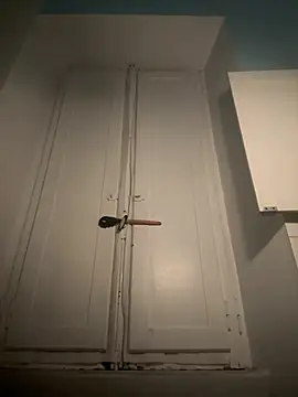 Hall 16 online show from 01.13.25