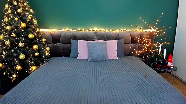 Rebecca Diamond online show from 12.22.25